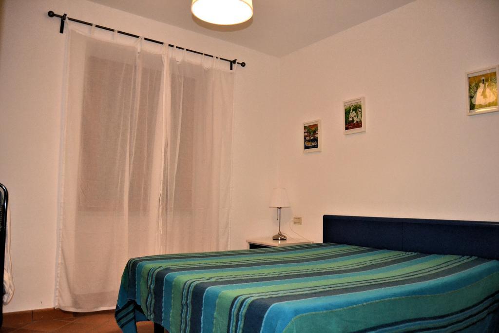 Le Soleil Apartment Spiaggia di Cavoli Exterior photo